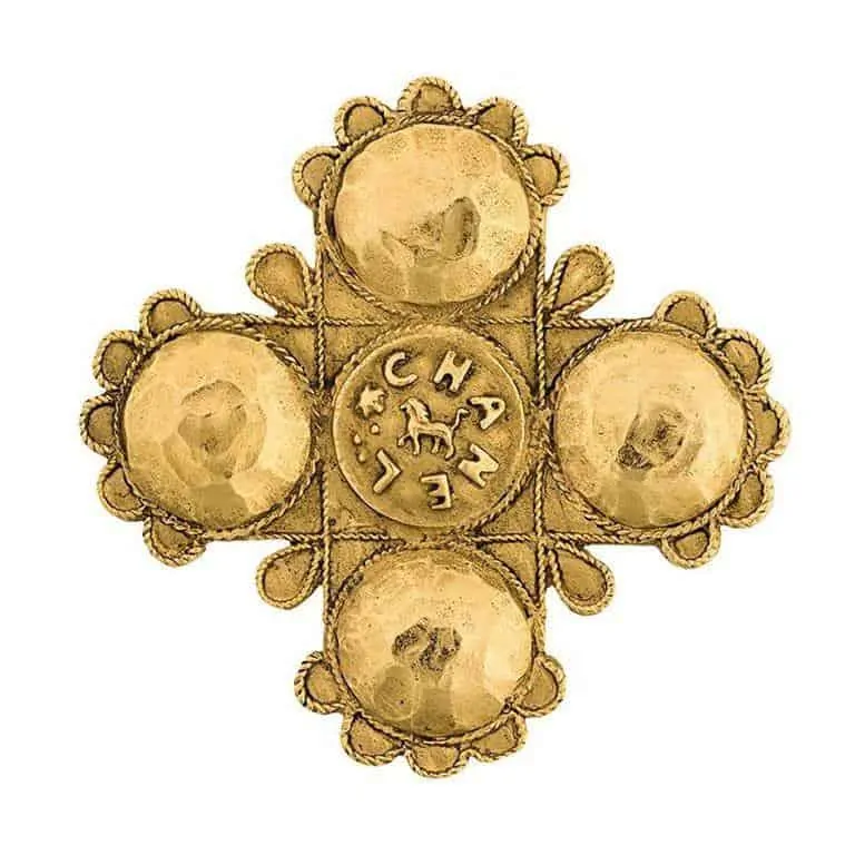 CHANEL HAMMERED LION CROSS BROOCH OF THE 80S - Katheley's