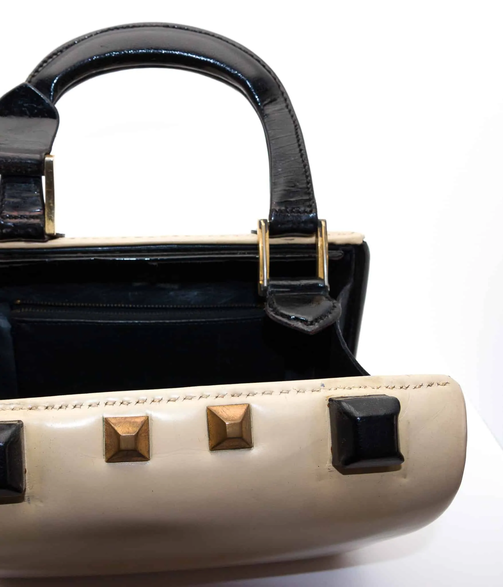 1950s Purses & Handbags: Styles, Trends & Pictures
