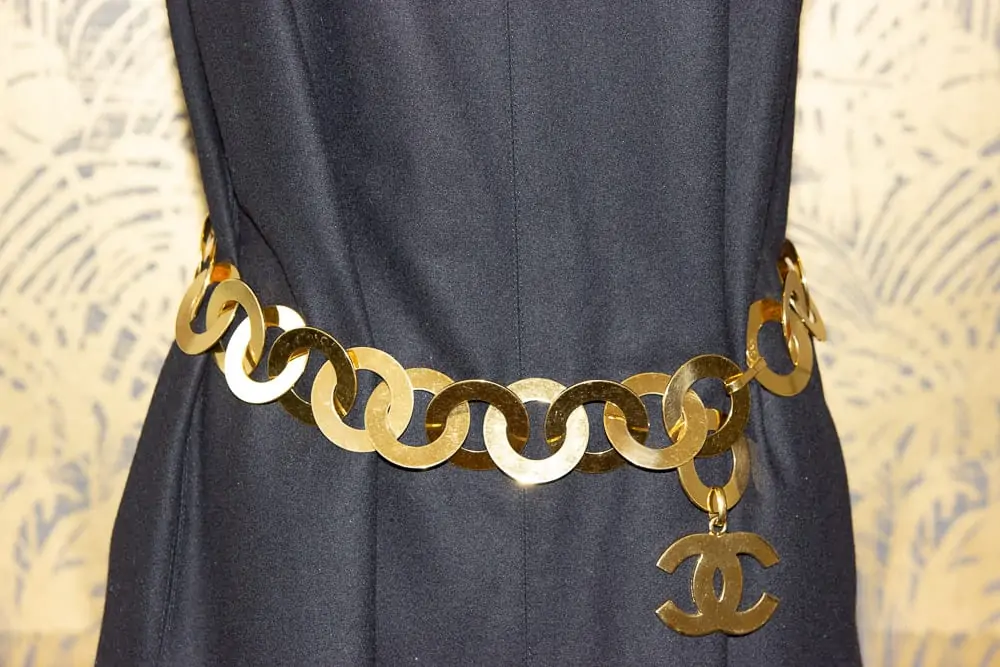 chanel belt black gold