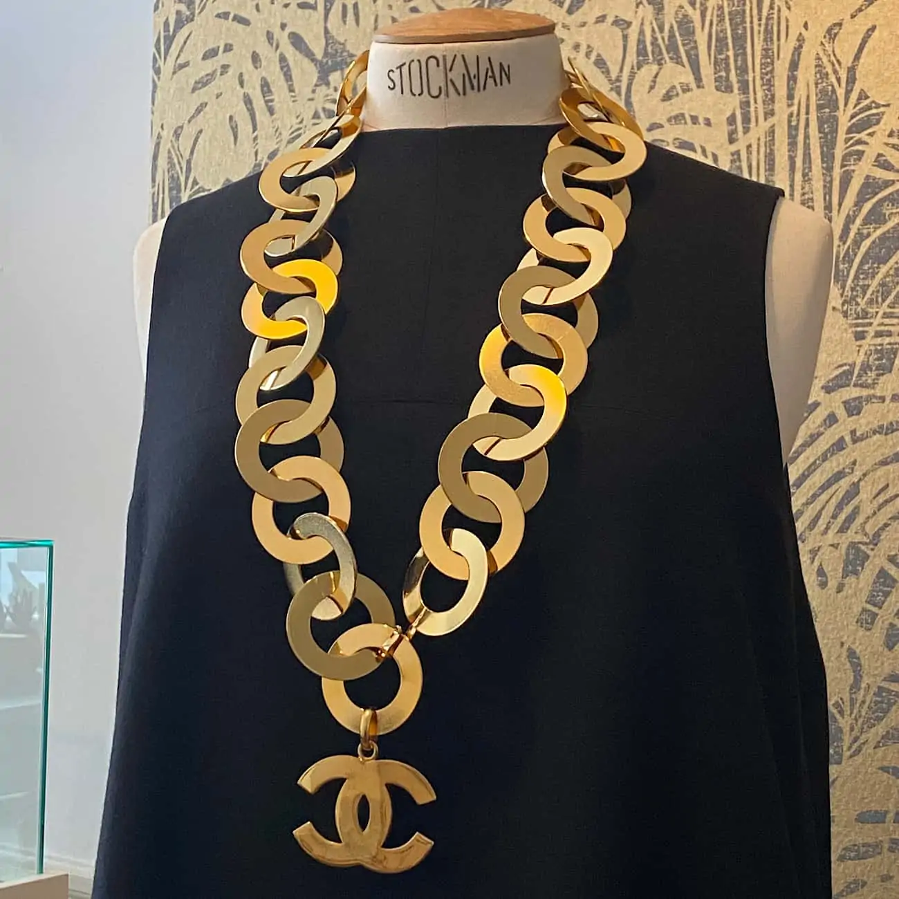 Reserved Chanel XXL large logo necklace/belt c.1990 - Katheley's