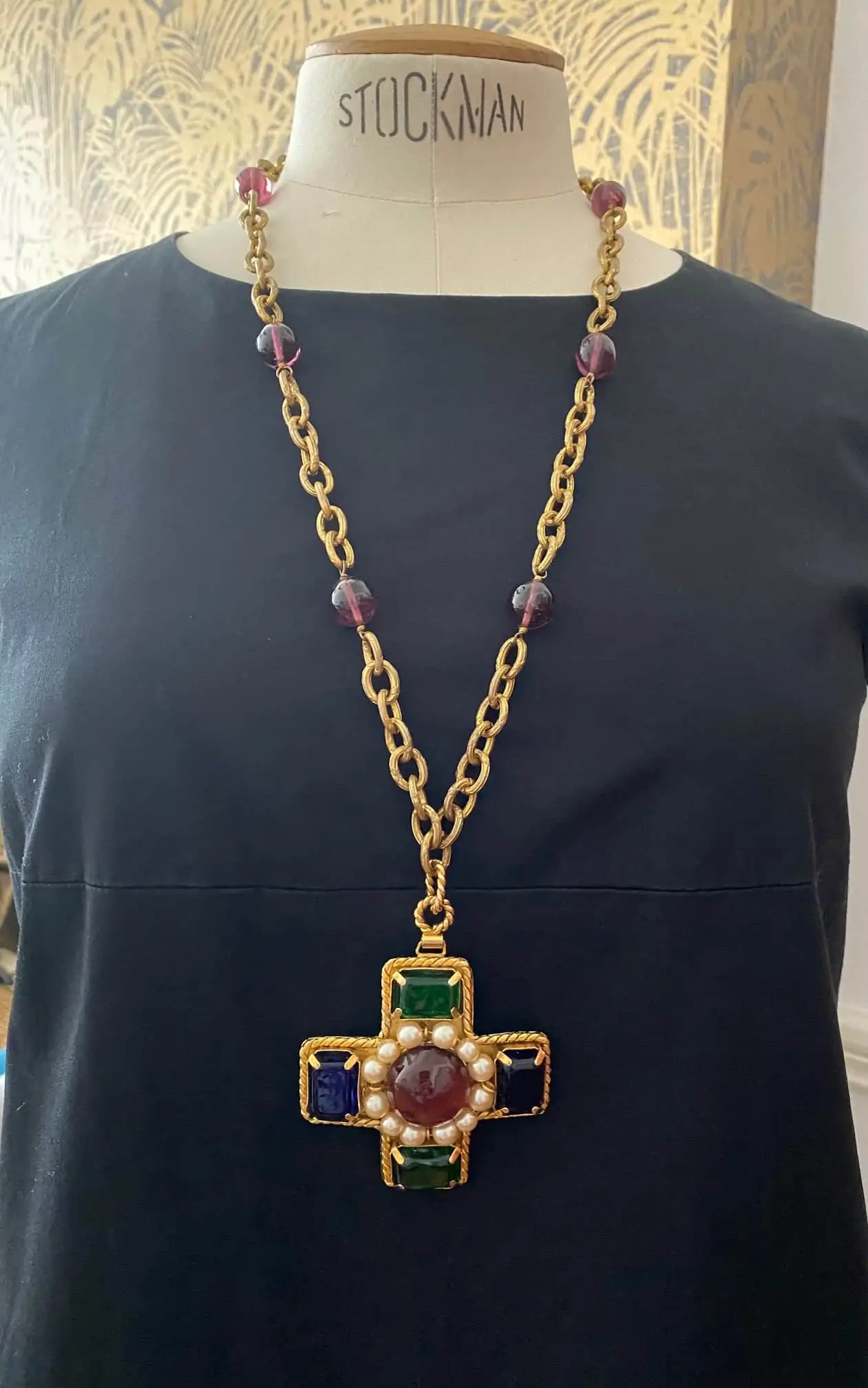 Vintage CHANEL Byzantine Cross Gripoix Pearl Double Chain Necklace For Sale  at 1stDibs