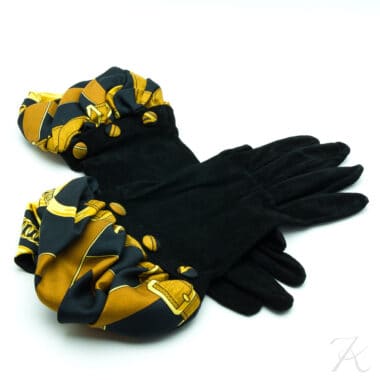 Hermès Vintage Silk Black Gold Gloves 80s Shop Katheleys Vintage Expert (5)
